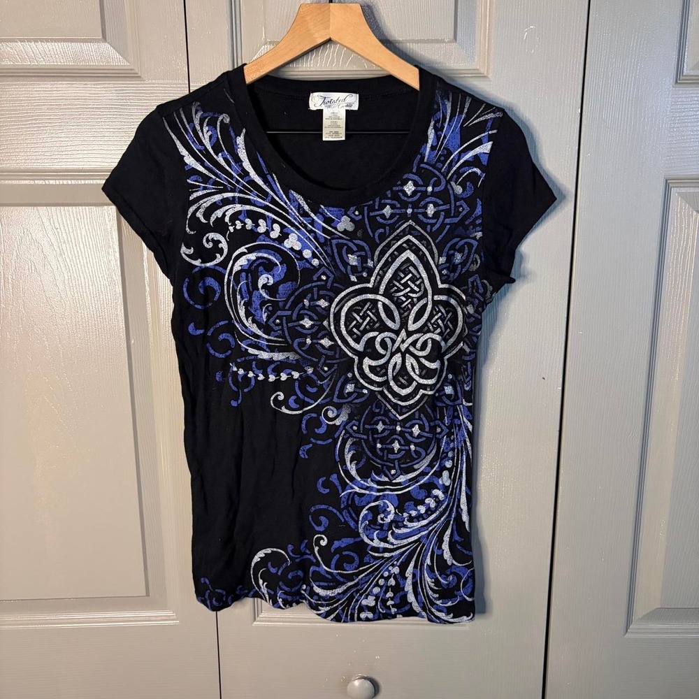 Twisted & Courteous Y2K Grunge Graphic Tee Black Blue Fleur-de-lis JRFEBEX-14 L